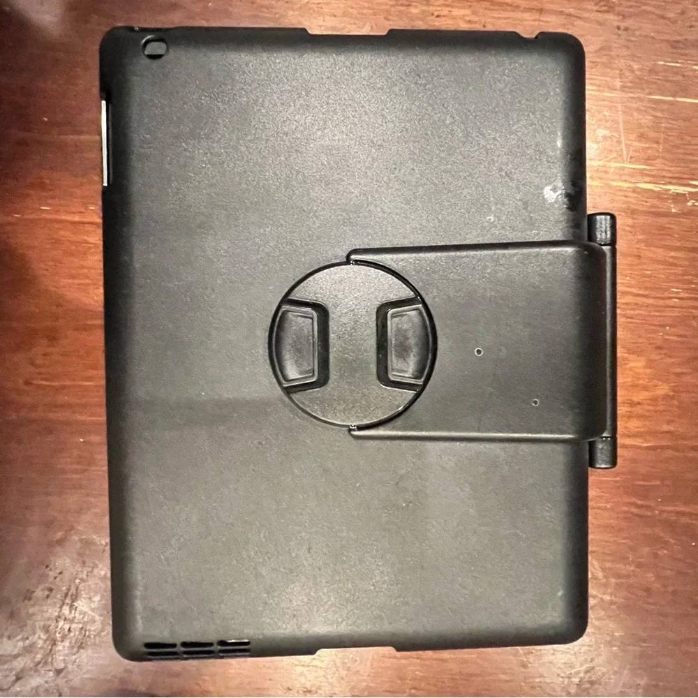 New Trent iPad Bluetooth keyboard.